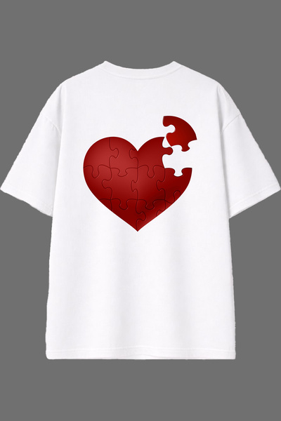 VSRN تي شيرت أبيض كبير الحجم بتصميم قلب مطبوع من الخلف