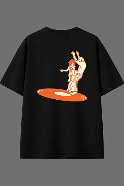 VSRN Tricou oversize negru cu design cuplu dansator pe placa, imprimat pe spate