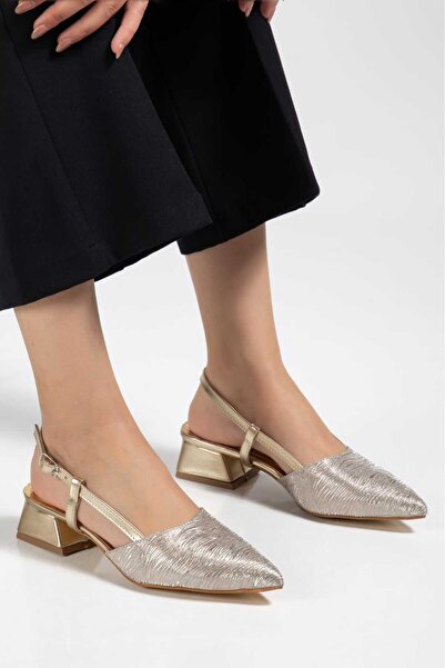 Elegant steps Sivri burun Simli Yandan Tokalı Topuklu Ayakkabı