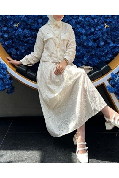 heree Elegant and Stylish Hijab Top and Bottom Set with Tassel Detail and Pea...