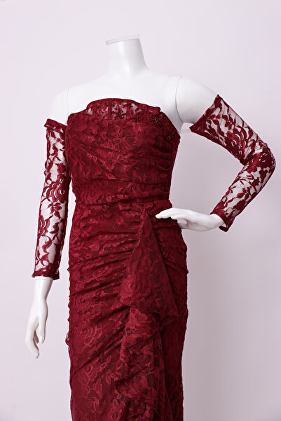 naseej A dreamy, soft dress for special occasions