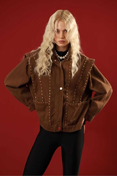 By Ezgi Kılıç Coffee Studded Shoulder Detailed Bomber Jacket