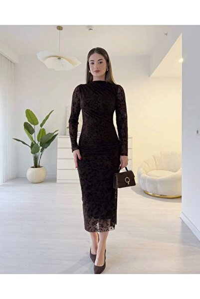 Mouillé Drapeli Flok Baskı Elbise Yırtmaç Detaylı Dantelli Elbise