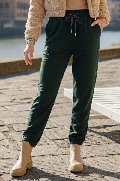 Chiccy Pantaloni casual din catifea, verde închis, cu buzunare, talie elastic...