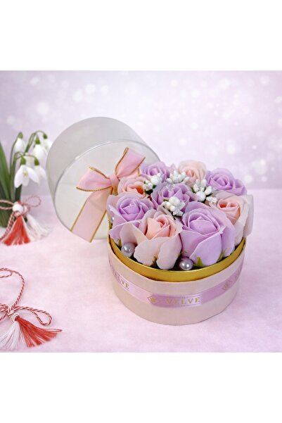 velve Aranjament floral Reo in cutie rotundă eleganta cu 9 trandafiri din săp...