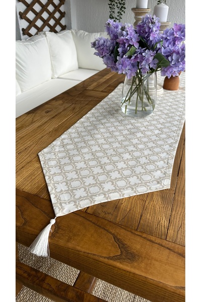 Decamor home Ъглов килим с ресни и детайлен бежов мотив