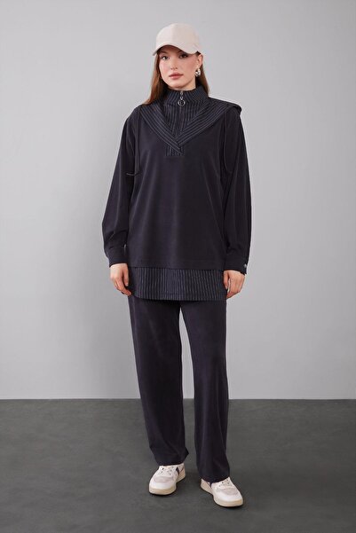 Levidor Black Hooded Sweatshirt with Stripe Detail