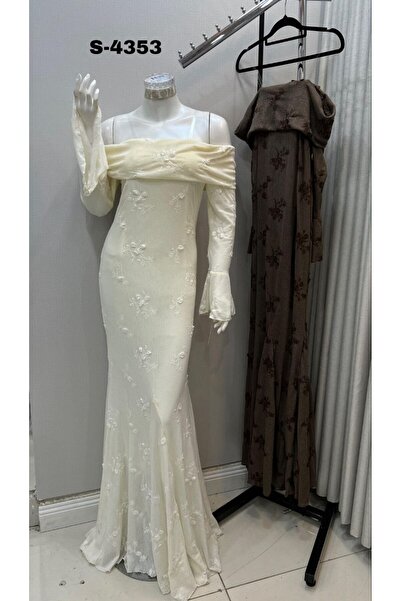 ainaqat aljawhara soft dress