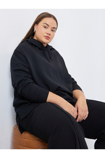 Styli Plus Size Oversized Longline Hoodie with Pocket