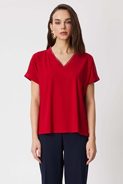 ON Tricou cu decolteu în V și lanț la gât