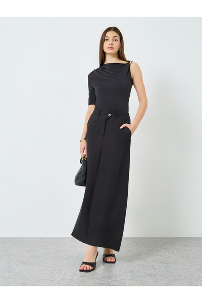 Styli Women Black Straight Fit Maxi Skirt