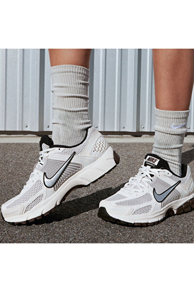 Nike Zoom Vomero 5 White Casual Shoes Sportie
