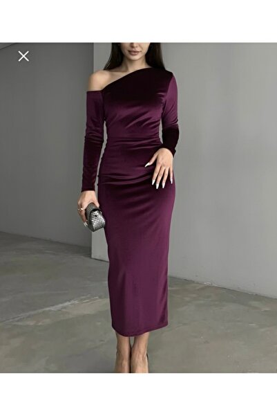 Butik Beyza Off Shoulder Gathered Velvet Dress