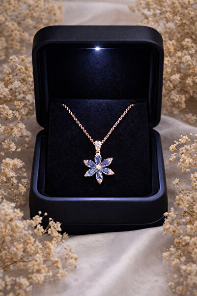 Silvanya Jewelry Premium Işıklı Kutuda 925 Ayar Gümüş Lotus Çiçeği Kadın Koly...