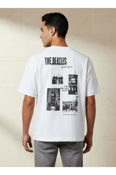 SP Characters Men Relaxed Fit Crew Neck Short Sleeves The Beatles Print T-shirt