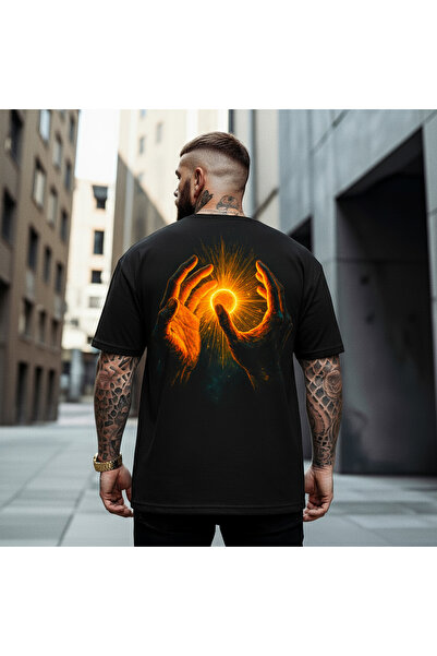 Kartier Черна тениска с овърсайз дизайн Divine light