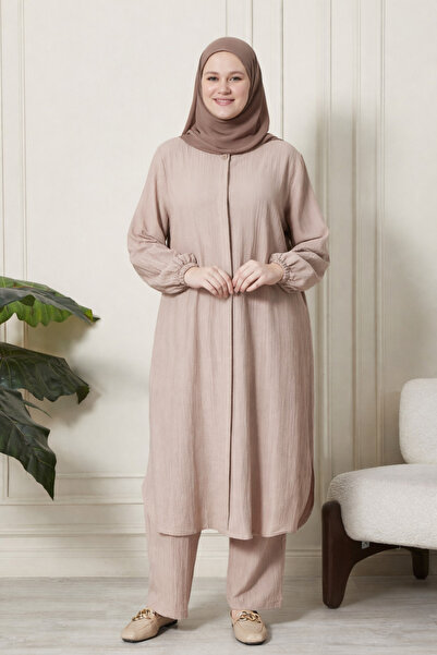 Ferace Women's Plus Size Seersucker Fabric Hidden Button Double Suit