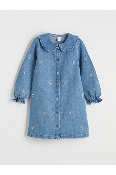 LC Waikiki فستان جينز للفتيات مطرز بياقة أطفال من MG TRENDEN باللون النيلي