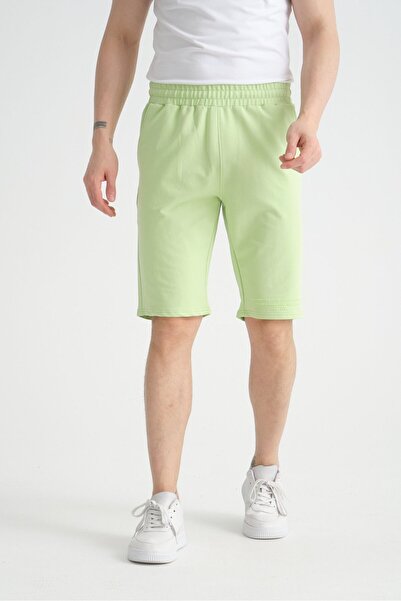 Shooter Sportswear شورت رجالي بتفاصيل مطبوعة للاستخدام اليومي، خصر قابل للتعد...