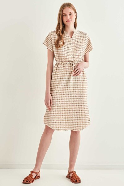 Vitrin Gingham vzorované šaty s nízkým rukávem v pase