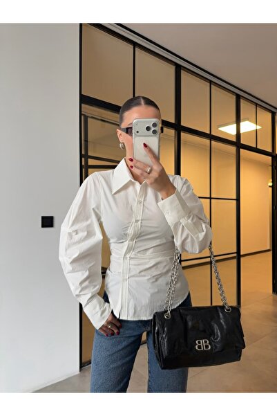 BB Bensu Buyruk BELDEN OTURTMALI ÖNÜ BÜZGÜLÜ GÖMLEK BEYAZ