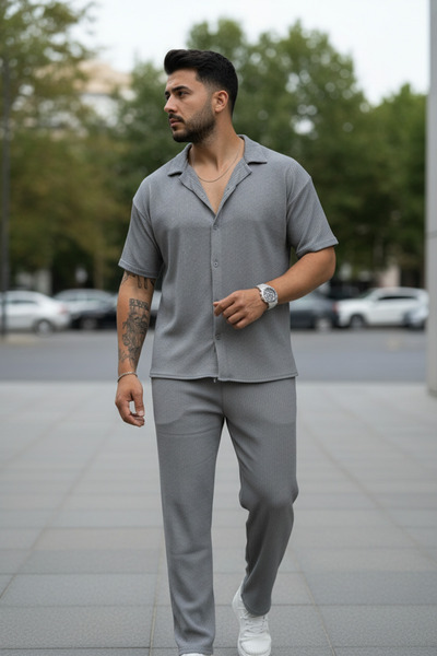 Fifty Color طقم قميص صيفي بأكمام قصيرة من قماش ليكرا مجعد للجنسين وبدلة رياضية