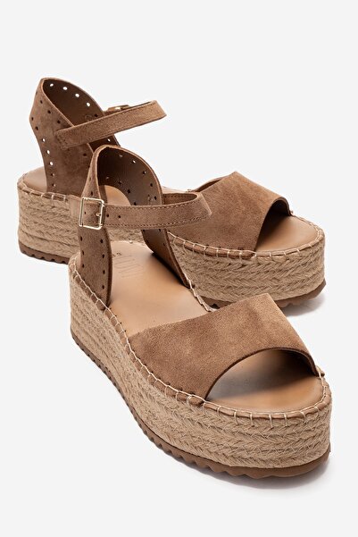 LuviShoes SEREZ Toprak Süet Hakiki Deri Kadın Hasır Dolgu Taban Sandalet