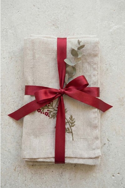 JOJOMIA Floral Embroidery Detailed 2-Piece Napkin Set 45X45 Beige