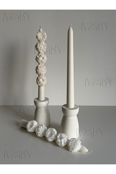 ivorypure.co 2’li Beyaz El Yapımı Çiçek Figürlü Şamdan Mum Seti | Dekoratif M...