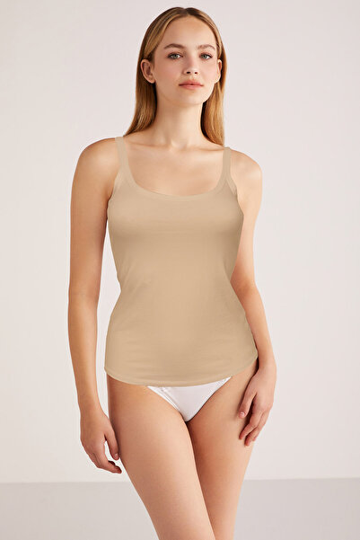 Kom Women's Cotton/Modal U-Neck Special Cut Undershirt (Socks as a Gift)