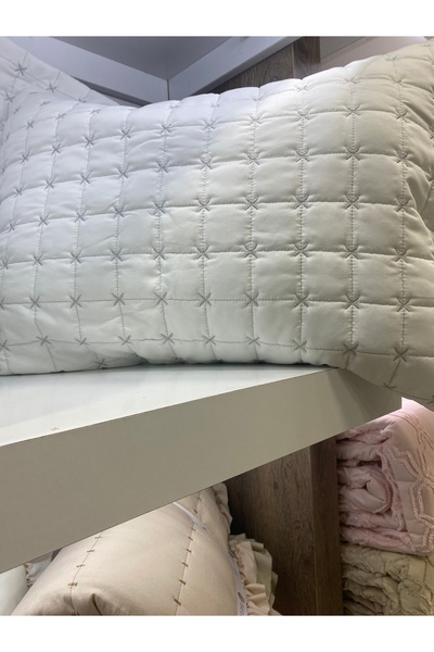 Çift kişilik yıldız kapitone yatak örtüsü 240x250