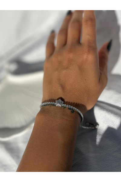 lesuvera سوار من الفضة مرصع بحجر الزركون على شكل نجمة