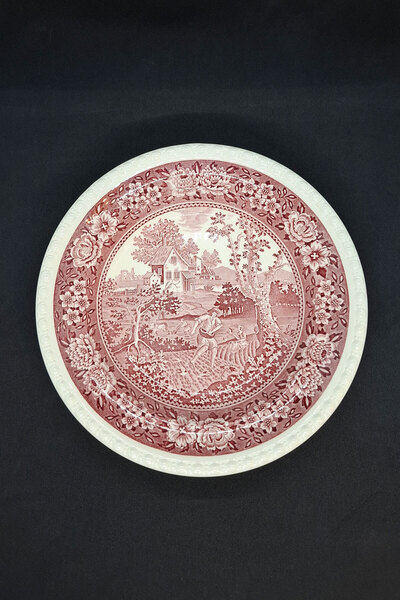 Villeroy & Boch Rustic German Porcelain Pit Serving Plate Red 24 cm