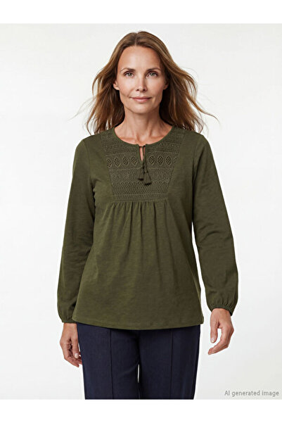 LC Waikiki Rmz Gi̇yi̇m Farkiyla Tie-Down Collar Embroidered Blouse