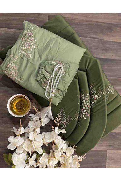 Gerenic A velvet prayer set in olive green with delicate floral embroidery, i...