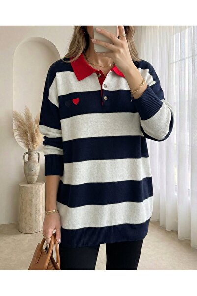 MissRunin Gömlek Yaka Düğmeli Kalp Nakışlı Triko Tunik