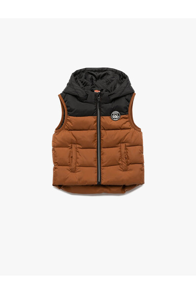 Koton Куртка з капюшоном, кольоровими вставками та двома кишенями