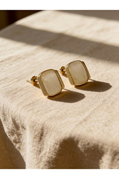 ayoljewelry Vintage Formed Ecru & Gold Steel Earrings