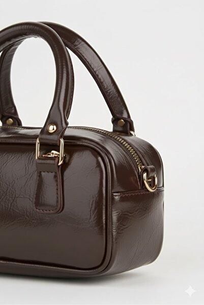 Zeyne Zyn07 Women's Brown Shiny Patent Leather Look Mini Hand and Shoulder Bag