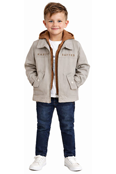 İrem Çocuk Giyim طقم مكون من أربع قطع للأولاد يتضمن سترة مطرية مطبوعة يدويًا ...