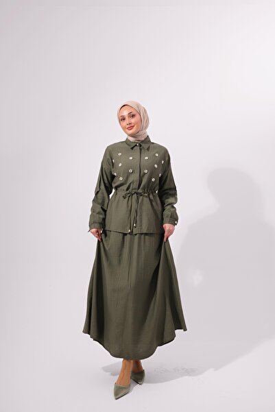 VOICTEC Premium Quality Strawberry Fabric Skirt Blouse Set