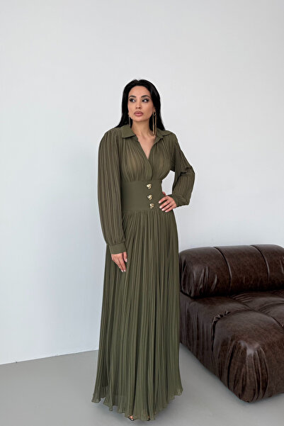 Serica Moda فستان من الشيفون الكاكي المطوي بأزرار ذهبية