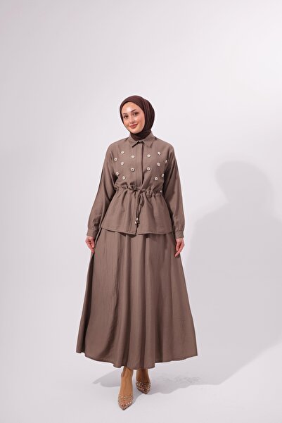 VOICTEC Premium Quality Strawberry Fabric Skirt Blouse Set