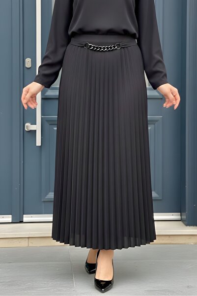 İmajButik Black Pleated Skirt with Waist Chain Detail