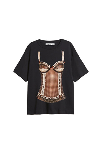 CİNEMA MODA تي شيرت نسائي أسود مطبوع من NKD بقصة مريحة