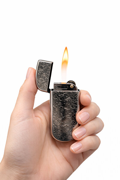 GoldEagle Desenli Metal Gazlı Çakmak – Klasik Şıklık, Güçlü ve Dayanıklı