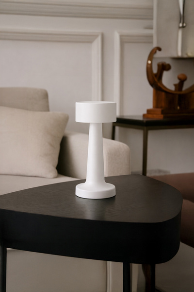 Vadi Dokunmatik Şarjlı 3 Kademeli Işıklı Gece Lambası USB Girişli Beyaz Metal...