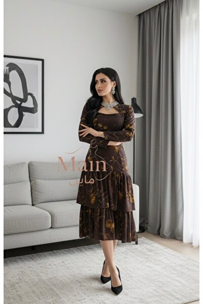 MAIN DRESS midi dress with a slit neckline