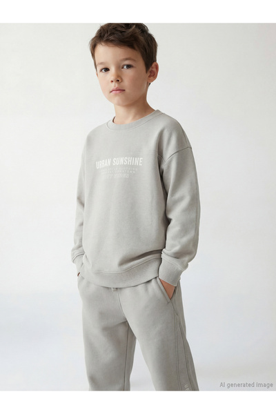 LC Waikiki Sweatshirt pentru băieți cu imprimeu Sparkly Choices Zero Roba Col...