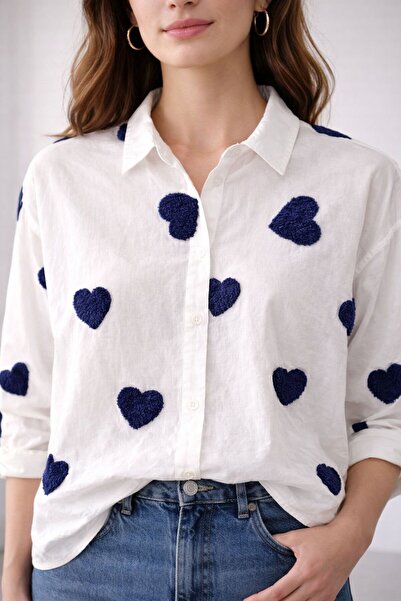 Elbikom Kalp desen işlemeli beyaz pamuk gömlek